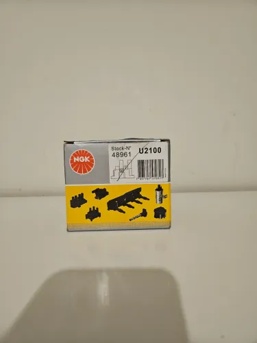 Bobina de Ignição da marca NGK (código/modelo U2100)