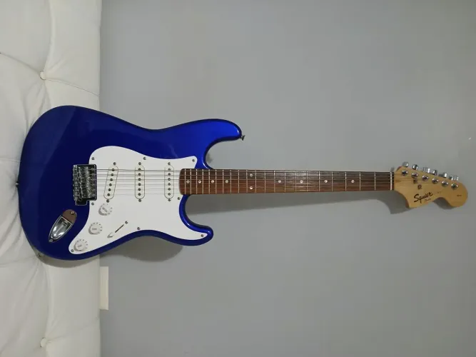 Guitarra Fender