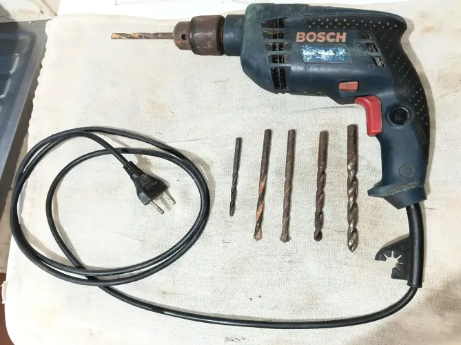 Furadeira BOSCH