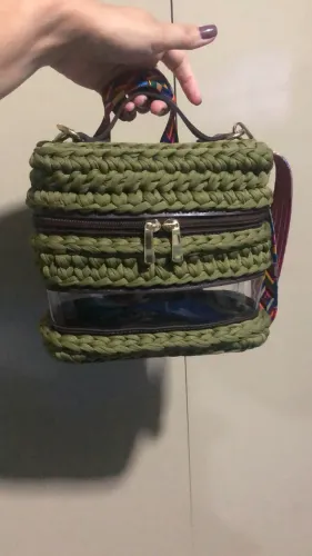 Bolsa/necessarie Crochê 