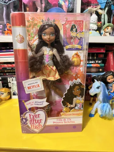Justine Dancer - Ever after high Lacrada