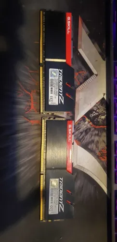Kit G.Skill Trident Z 16GB 2x8GB DDR4 3200 CL14