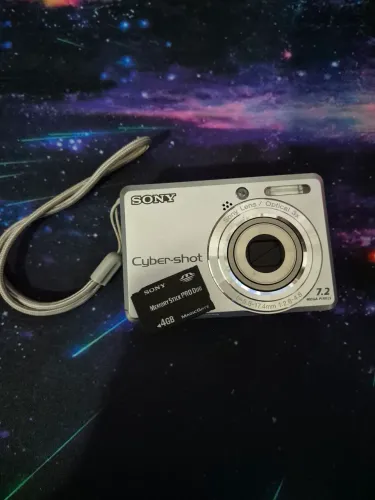 Câmera Sony Cyber-shot e Memory Stick PRO Duo 4GB originais LEIA A DESCRIÇÃO