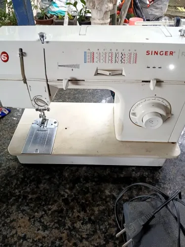 Máquina de custará 