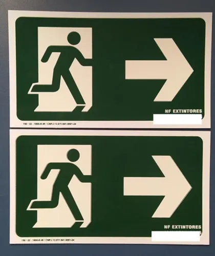 Placa de sinalização de parede (material plástico) 