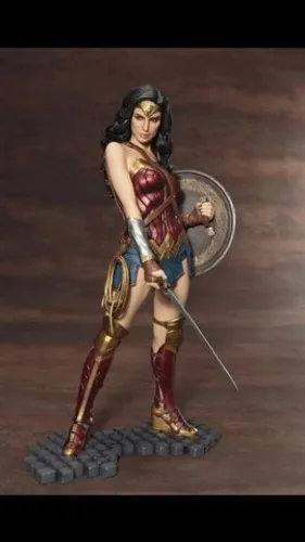 Wonder Woman Artfx Kotobukiya
