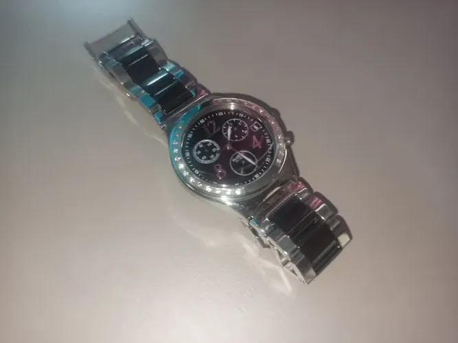 Relógio feminino Swatch Irony original com brilhantes