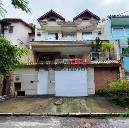 Casa em Condomínio - Triplex / Residencial / Vila Valqueire