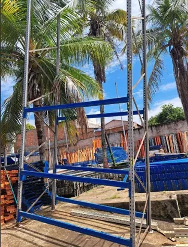 Prateleira de aço