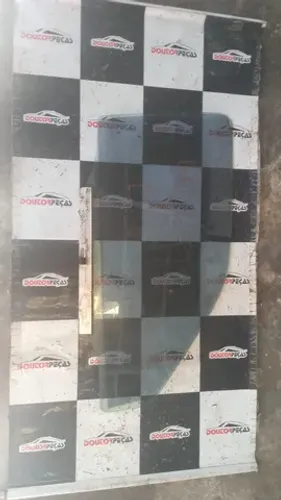 Vidro dianteiro direito kadett