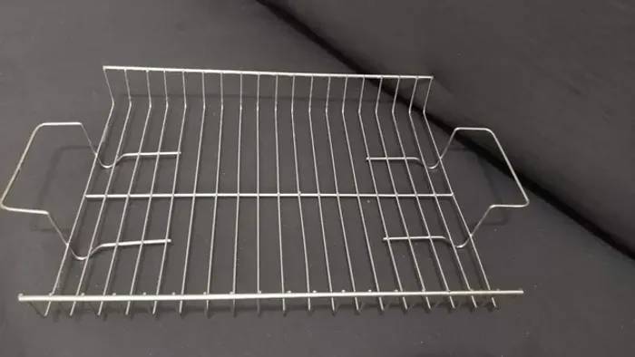 Suporte para pegar assadeira forno