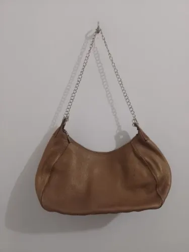 bolsa couro legítimo da marca Mara Spinola