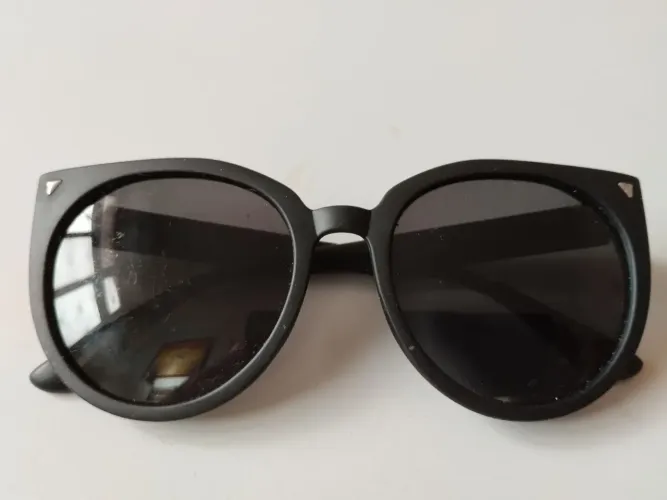 Óculos DIOR preto - feminino - excelente estado