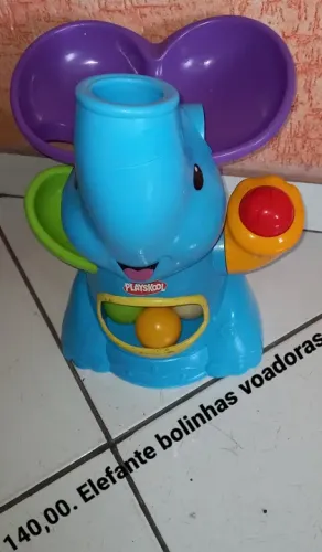 Elefante Brinquedo de Bolinhas Voadoras - Playskool
