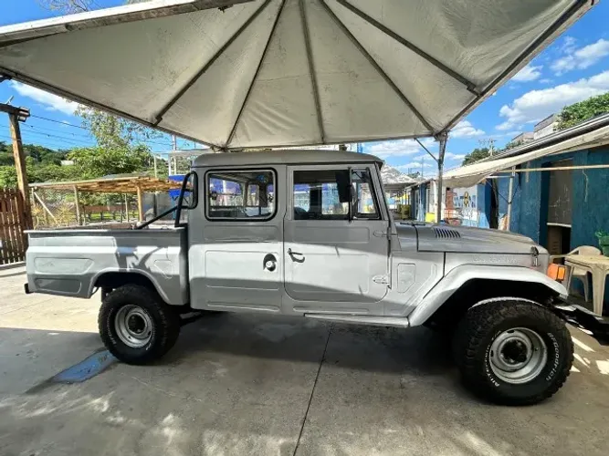 toyota bandeirante 1984 cinza diesel