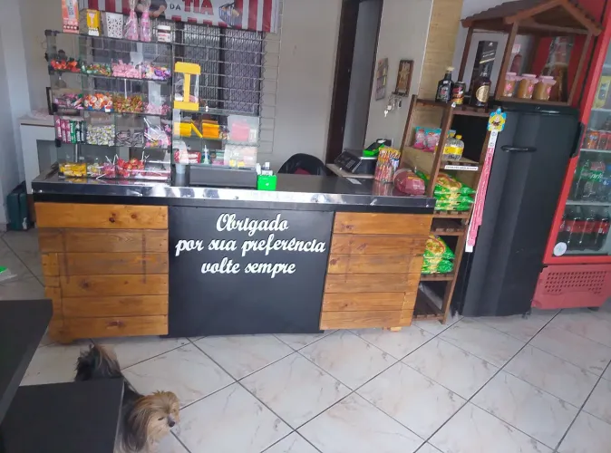 Vende-se mercearia completa móveis frizer e mantimentos 