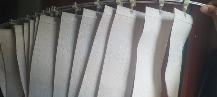 Cortinas de tecido claras
