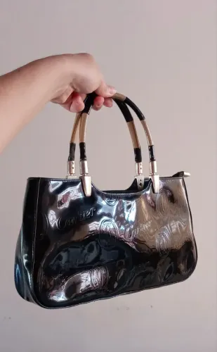 Bolsa de Mão Cartier Paris Couro Envernizado Preta Vintage