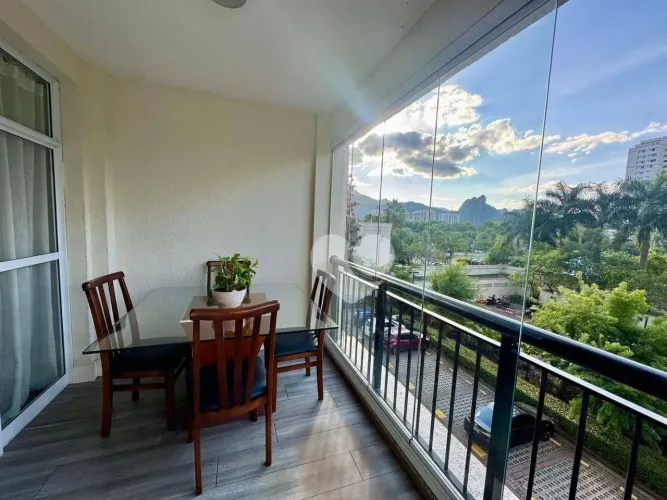 Condomínio Maayan - Apartamento reformado com vista livre para Montanhas. 3 Quartos sendo