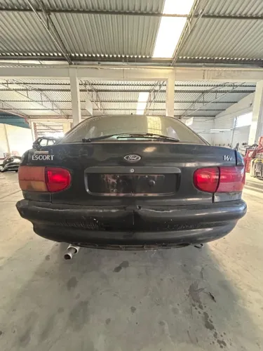 Sucata Desmontada Para Peças Ford Escort 1.8 16v Zetec 1997
