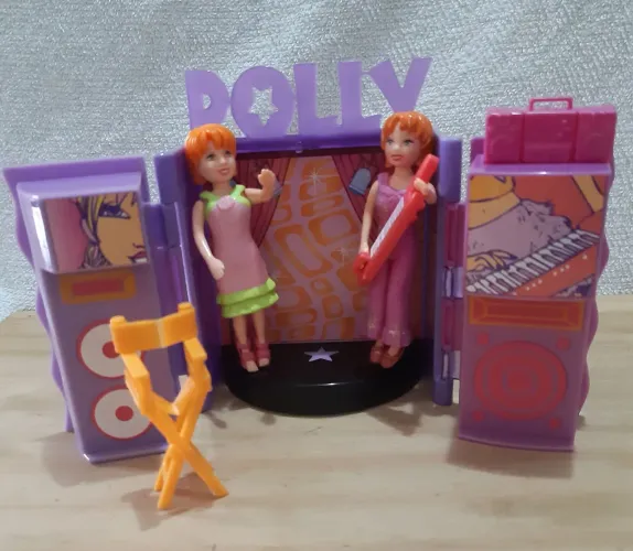 Polly Camarim com 2 Polly's vestidas e acessórios,  antigas 