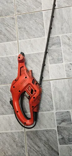 Aparador de Cerca Viva Black & Decker