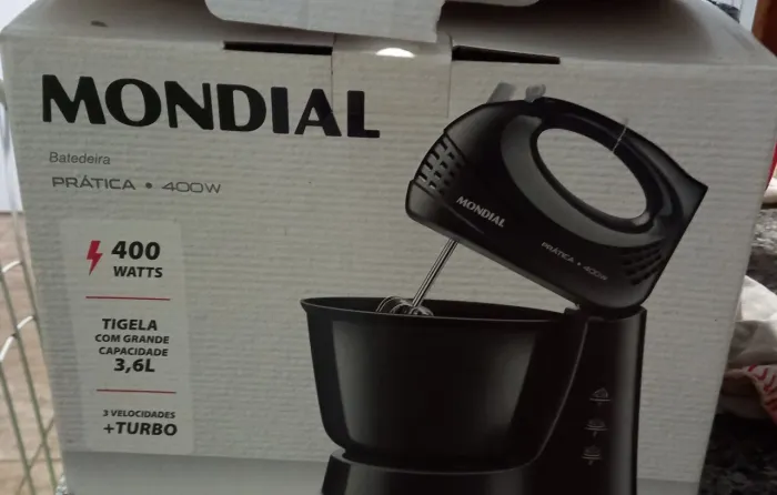 Batedeira 127v mondial nova,obs:só vai com um batedor de massa.