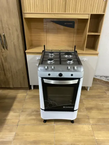 Fogão Continental funcionando o elétrico e o forno