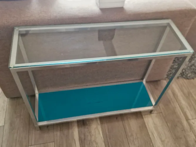 Mesa de apoio em vidro