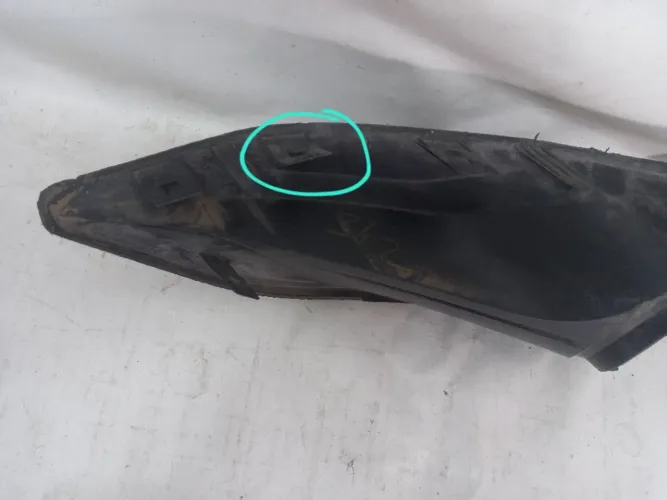 Moldura Farol De Milha Ford Ka 2018 Original C/detalhe