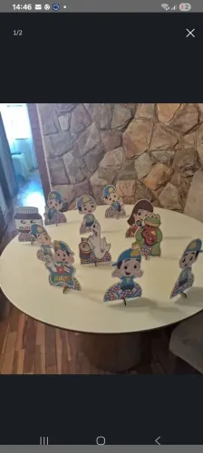 Enfeites para decoração de mesa, tema Luccas Neto. Lindinhos, super conservados.