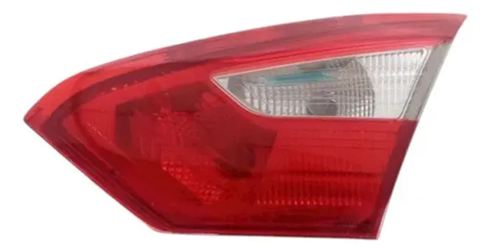 Lanterna Tampa Traseira Direito Ford Focus Sedan 2014 2016 Direito/passageiro Vermelho