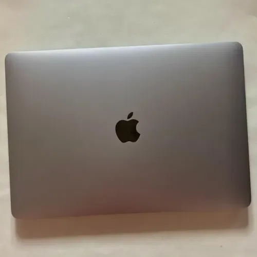 MacBook Air (M1, 2020) 8GB 256GB