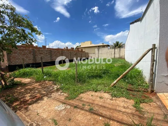 TERRENO à venda, Santa Mônica - Uberlândia/MG