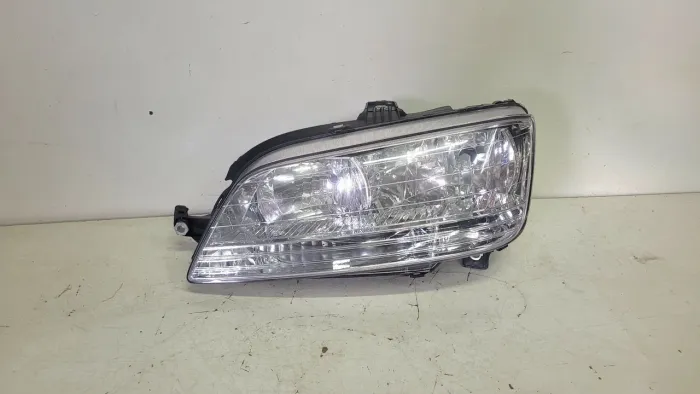 Farol fiat idea 06/10