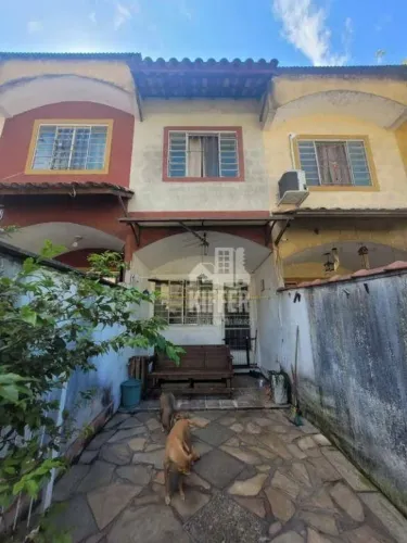 CASA DUPLEX -- VENDA-2 QUARTOS-SAPE -NITERÓI