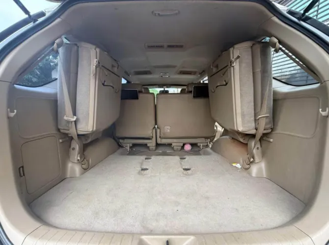 Toyota Hilux SW4 SRV D4-d 4X4 3.0 TDI Dies. AUT 2010