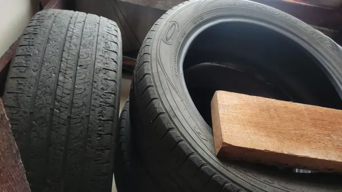 Pneus usados P225/55R18
