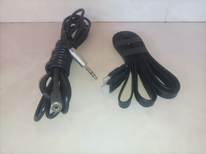 Kit (2) Dois Cabos para Áudio e Vídeo HDMI e P10 Macho p P2 Fêmea.