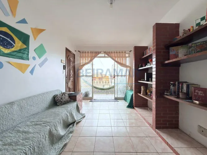 Apartamento semimobiliado de 4 Quartos com 1 Suíte para locação na CSA 02 - Taguatinga Sul