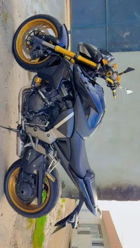 Cb1000 