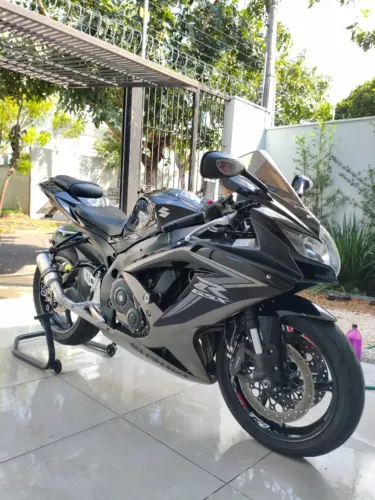 Suzuki GSX-R 750 SRAD