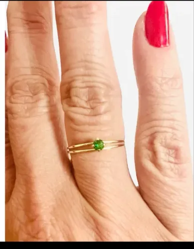 Anel em ouro 18k com pedra de zircônia aro 18 