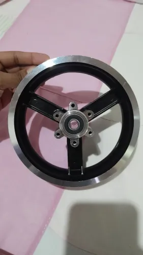 Roda de patinete elétrico