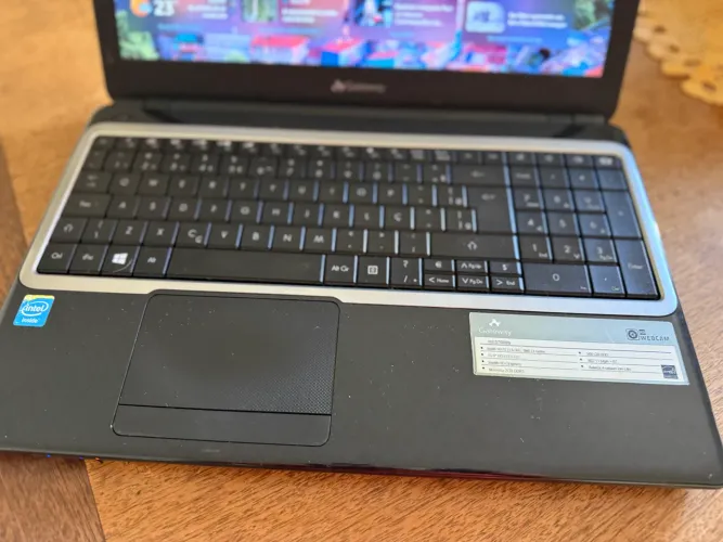 Notebook impecável