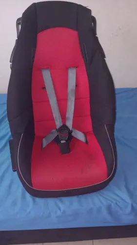 Cadeirinha de automóveis