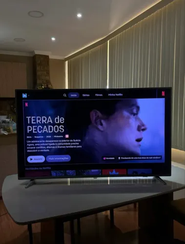 Smart Tv Philips 60 polegadas 4K leia a descrição 