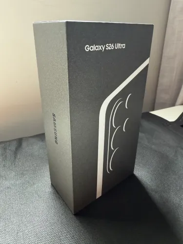Samsung Galaxy S26 Ultra 1TB / 16GB RAM