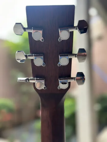 Violão Vintage Elétrico à Venda - Excelente Estado!