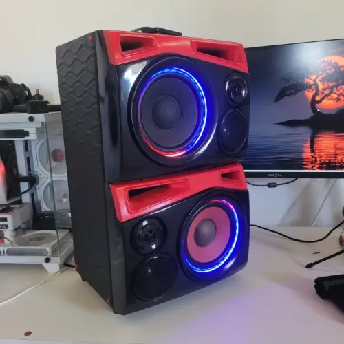 Caixa de som bob mini paredão flamengo forte barata (usada)